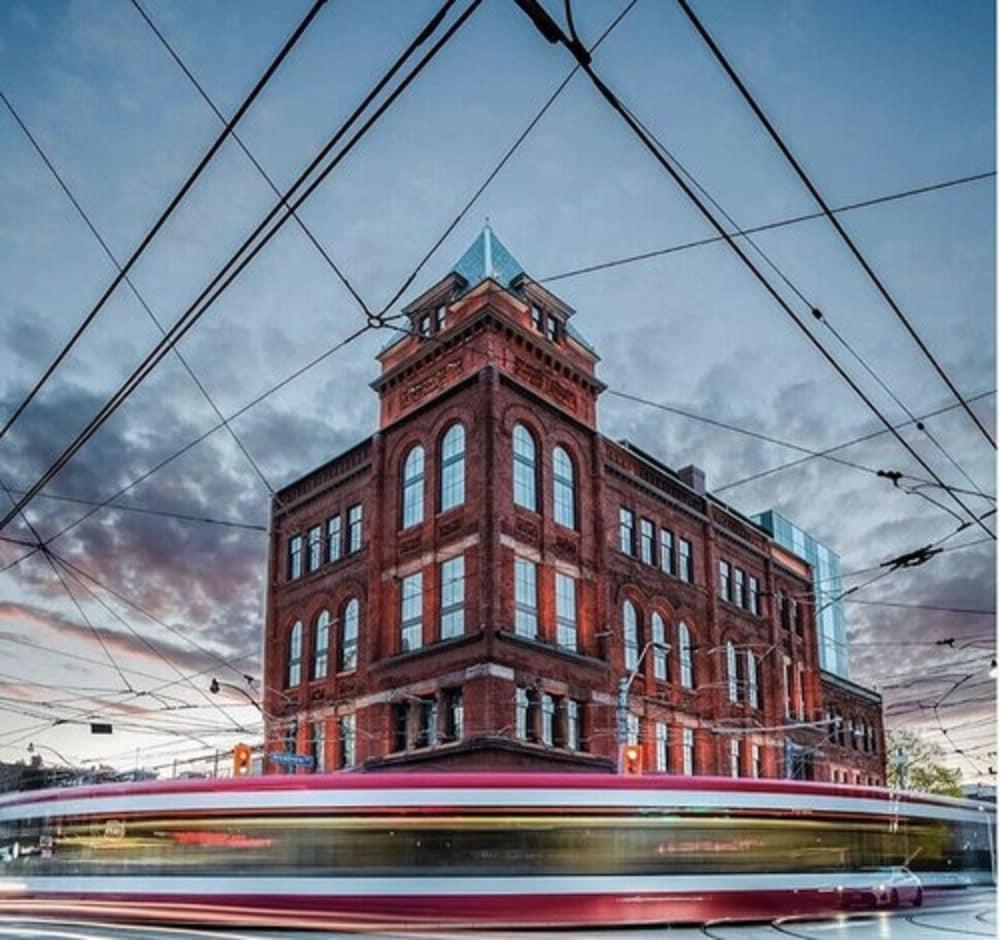 The Broadview Hotel Toronto Exterior photo